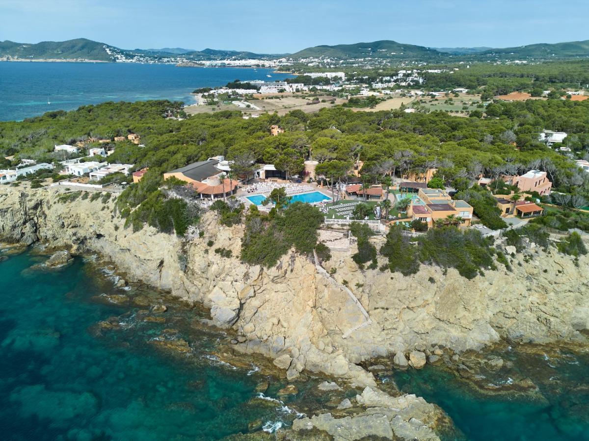 Hotel Cala Martina Es Canar  Exterior photo